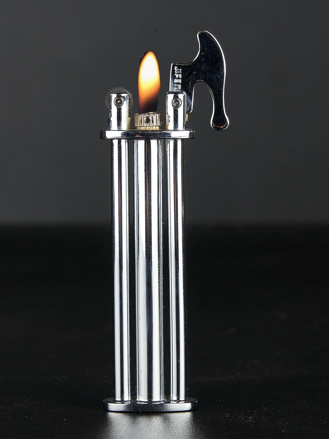 Vintage Antique Lighter,Cool Lighter with Gift Box, Unique Gifts for Valentine's Day,Birthdays (Silver)